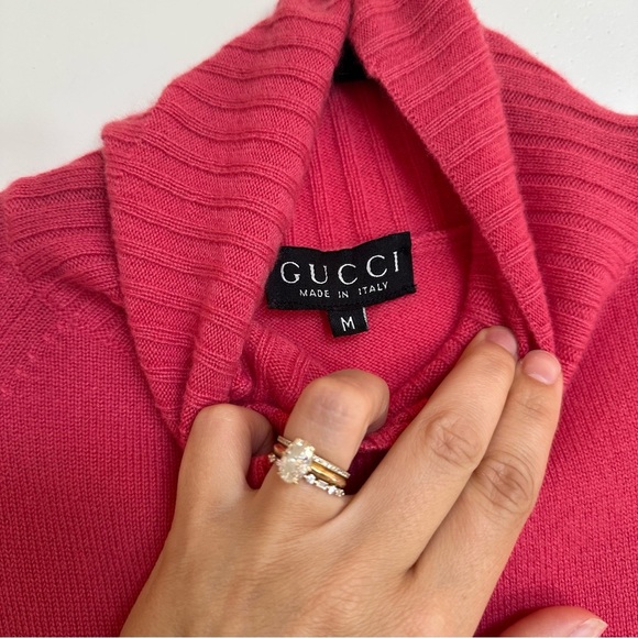 GUCCI Hot Pink 100% Cashmere Turtleneck/Cowl Neck Sweater Size Medium - Picture 9 of 14